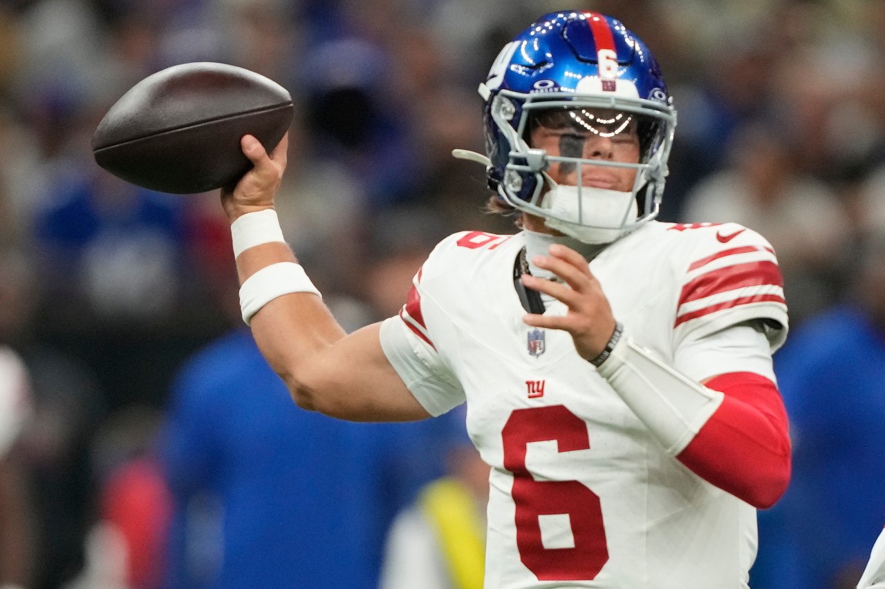 Giants coach Brian Daboll shrugs off rookie QB Jaxson Dart’s hamstring injury