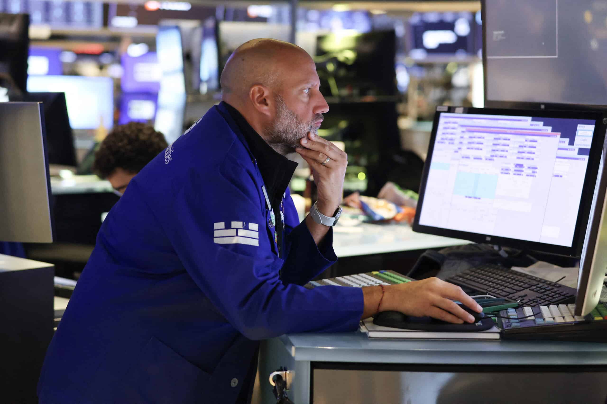 US stocks snap 7-day winning streak as gold tops $4,000 per ounce