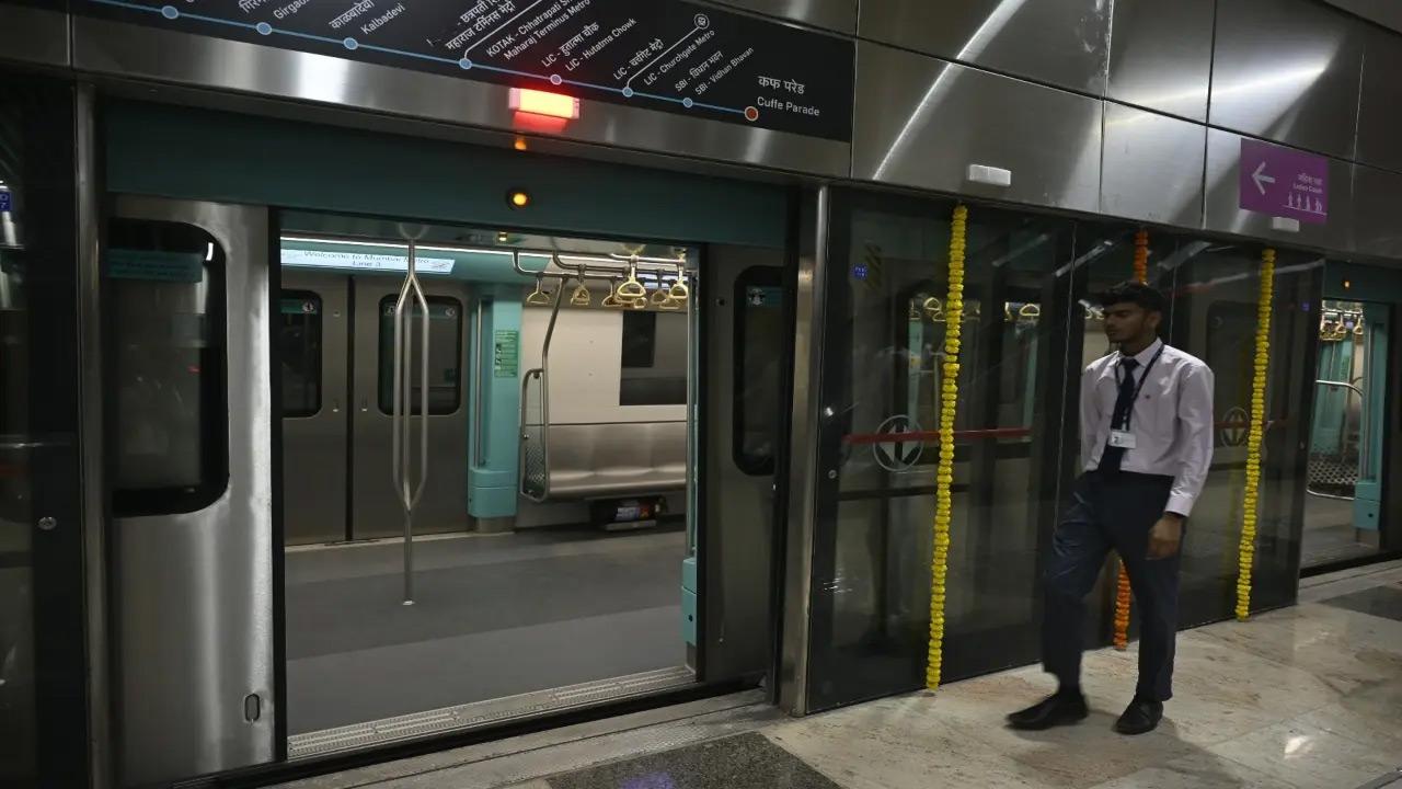 Let’s show civic sense at least on the Metro